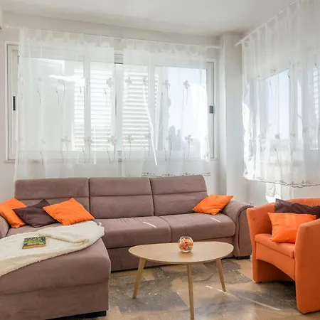 Apartment Adria