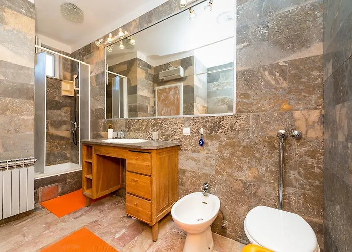 Adria Appartement *